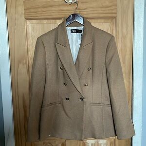 Zara blazer in tan